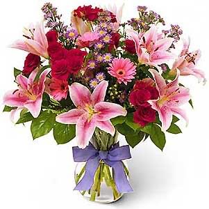 Celebrate Easter with A Smile~ Check out 1800flowers