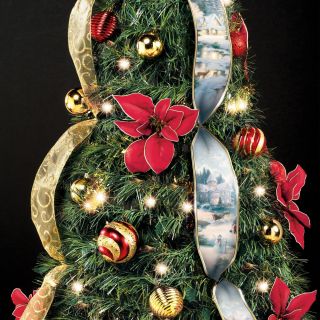 Holiday Gift Guide:Hammacher Schlemmer Christmas Tree’s-Enjoy the beauty of a live tree without the mess!